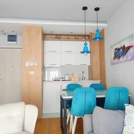 Vidik Snova, Pekovic 公寓