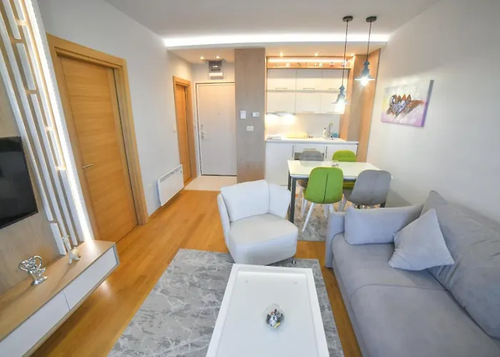 Vidik Snova, Pekovic Διαμέρισμα Ζλάτιμπορ