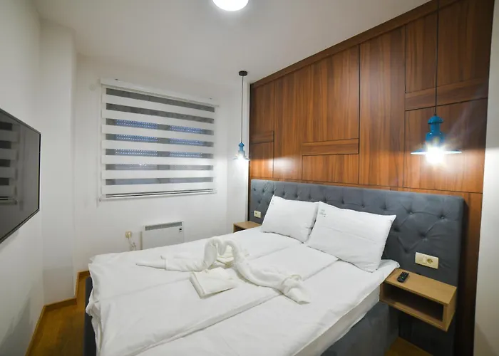 Vidik Snova, Pekovic Daire