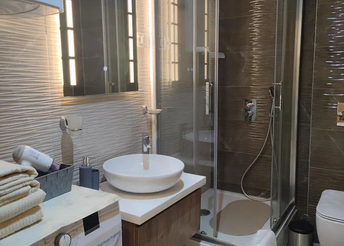 Vidik Snova, Pekovic Διαμέρισμα Ζλάτιμπορ